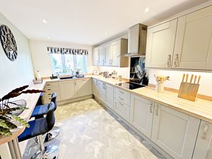 Kitchen- click for photo gallery